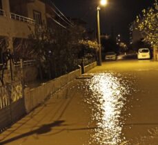 Çanakkale'de sağanak nedeniyle Çardak beldesinde bazı mahalleleri su bastı