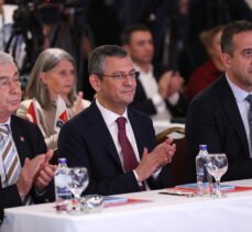 CHP Genel Başkanı Özel, partisinin Antalya'daki toplantısında konuştu: