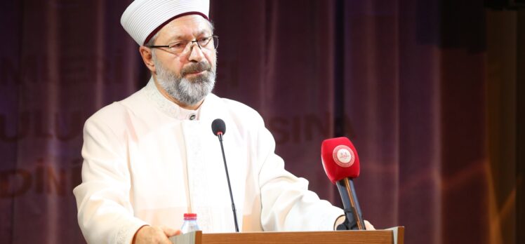 Diyanet İşleri Başkanı Erbaş, “UMAD Yüksek İstişare Kurulu Toplantısı”nda konuştu: