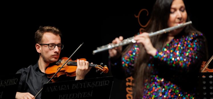 Flüt sanatçısı Şefika Kutluer, Ankara'da müzikseverlerle buluştu