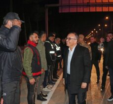 Gaziantep Valisi Çeber, yeni yılı görev başında karşılayan personeli ziyaret etti