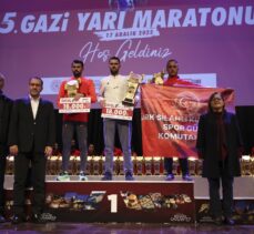 Gaziantep'te düzenlenen 5. Gazi Yarı Maratonu tamamlandı