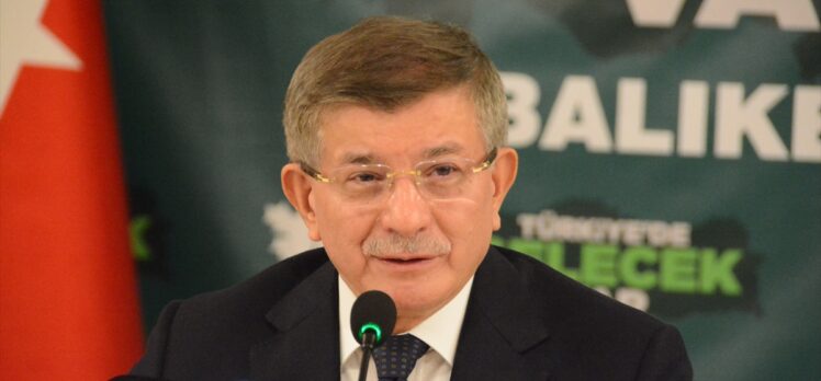 Gelecek Partisi Genel Başkanı Davutoğlu, Balıkesir'de STK temsilcileriyle bir araya geldi: