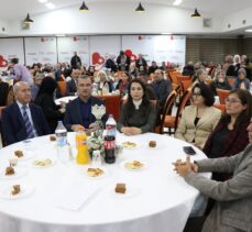 HEDEP Eş Genel Başkanı Oruç, İzmir'de “Halk Buluşması”na katıldı