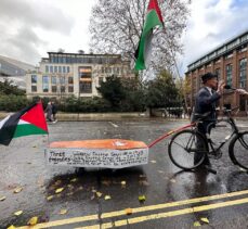 İngiltere'de on binlerce kişi Gazze'de ateşkes için 9'uncu kez sokaklarda