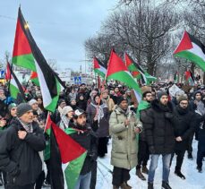 İsveç'te İsrail  Büyükelçiliği önünde İsrail'in Gazze saldırıları protesto edildi