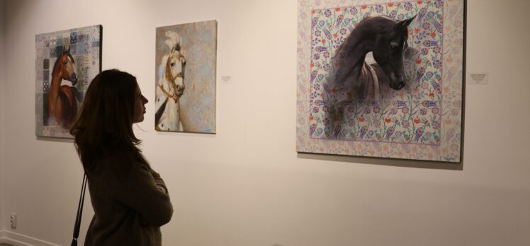 Kazakistan'da Türk ressam İsmail Acar'ın sergisi açıldı