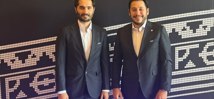 Mustafa Eröğüt ve Hamit Altıntop, FIFA'nın Futbol Zirvesi'ne katıldı