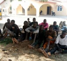 Nijerya'nın Zamfara eyaletinde silahlı çetelere lojistik sağlayan 11 kişi yakalandı