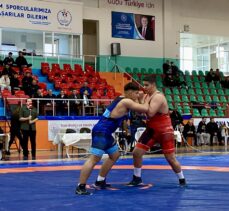 Okul Sporları Gençler Güreş Grup Yarışmaları Kırşehir'de tamamlandı