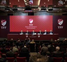 TFF Başkanı Büyükekşi, liglerdeki maçların 19 Aralık'ta yeniden başlayacağını duyurdu
