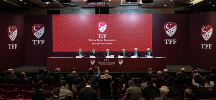TFF Başkanı Büyükekşi, liglerdeki maçların 19 Aralık'ta yeniden başlayacağını duyurdu