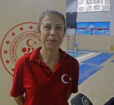 Türkiye şampiyonu down sendromlu yüzücü Elif, dünya şampiyonluğu için kulaç atacak