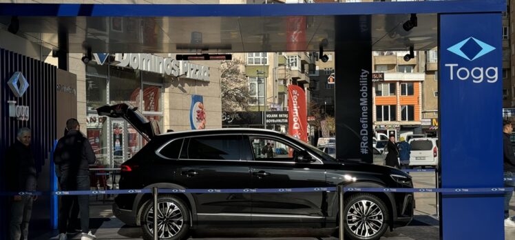 Türkiye'nin yerli otomobili Togg Çankırı'da sergileniyor