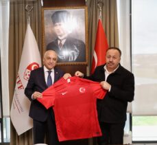 2. ve 3. Lig Kulüpler Birliği, TFF Başkanı Büyükekşi ile görüştü