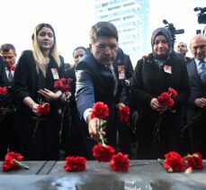 Adalet Bakanı Tunç, İzmir'de şehit Fethi Sekin ve Musa Can'ı anma törenine katıldı: