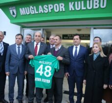 AK Parti Muğla Büyükşehir Belediye Başkan Adayı Ayaydın Muğlaspor'u ziyaret etti