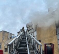 Bayrampaşa'daki sanayi sitesinde yangın çıktı