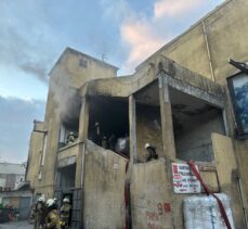 GÜNCELLEME – Bayrampaşa'daki sanayi sitesinde çıkan yangın söndürüldü