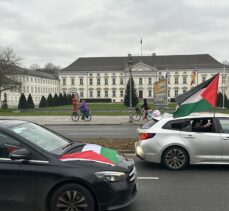 Berlin’de araç konvoyu ile Gazze’deki katliam protesto edildi