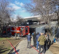 Bilkent'te bir alışveriş merkezindeki restoranda çıkan yangın söndürüldü