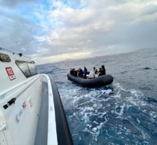 Bodrum açıklarında 24 düzensiz göçmen kurtarıldı