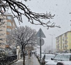 Çankırı'da kar yağışı etkisini sürdürüyor