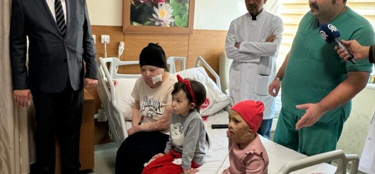 ÇOMÜ'lü hekimler patlamada yaralanan Özbek anne ve kızlarının yaşamına dokundu
