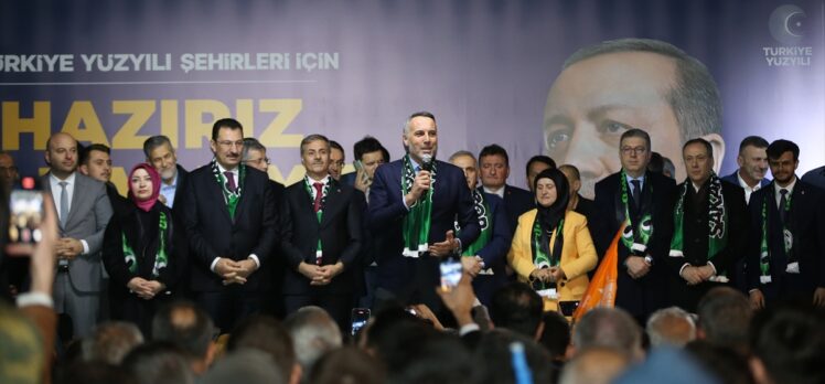 Cumhurbaşkanı Erdoğan, Sakarya Büyükşehir Belediye Başkan adayı Alemdar'ı karşılama törenine telefonla bağlandı: