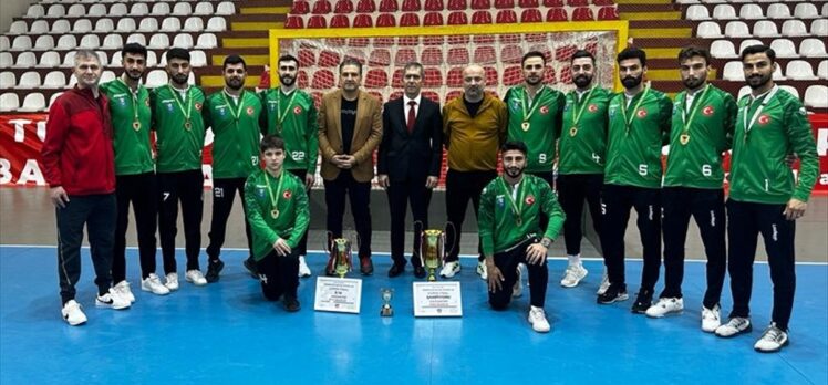Erkekler Salon Hokeyi Süper Ligi'nde Gaziantep Polisgücü şampiyon oldu