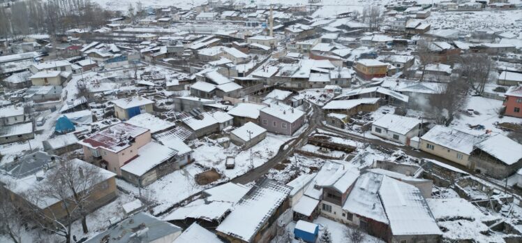 Erzurum'un kırsal mahallelerinde kışın yaşam zorlu geçiyor