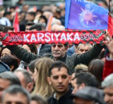 Hamza Dağ, İzmir'deki havalimanında partililerce karşılandı