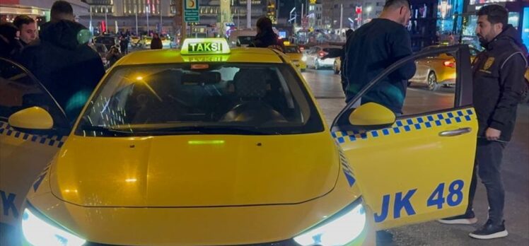İstanbul'da polis “huzur uygulaması” yaptı