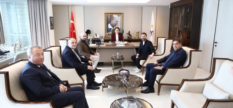 İYİ Parti Genel Başkanı Akşener, gazeteci Kafkas ve Çardaklı'yı kabul etti