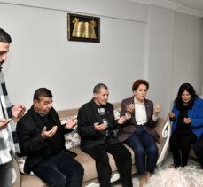 İYİ Parti Genel Başkanı Akşener, partisinin Manisa teşkilatıyla buluştu: