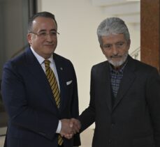 İYİ Partinin ABB Başkan adayı Yıldırım'dan eski ABB başkanlarına ziyaret