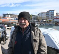 GÜNCELLEME 3 – İzmir'in Dikili ilçesinde balıkçı teknesinin batması sonucu 3 kişi öldü