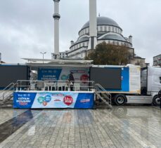 Kentsel dönüşüm tırları, proje ve kampanya bilgilendirmeleri için İstanbul'da