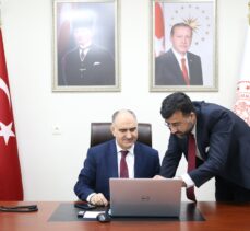 Konya Valisi Vahdettin Özkan, AA'nın “Yılın Kareleri” oylamasına katıldı