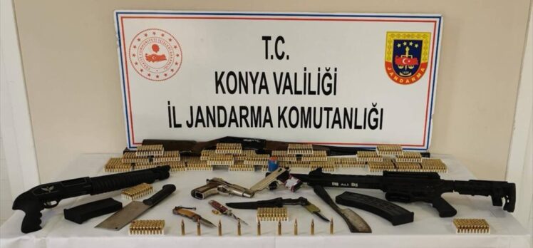 Konya'da silah ve mühimmat kaçakçılığı operasyonunda 3 şüpheli yakalandı