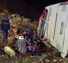 GÜNCELLEME – Mersin'de devrilen yolcu otobüsündeki 9 kişi öldü, 30 kişi yaralandı