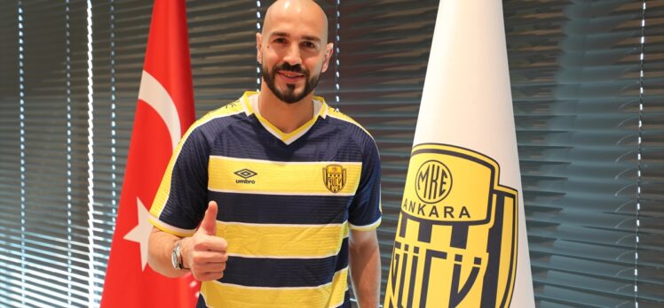 MKE Ankaragücü, İtalyan futbolcu Riccardo Saponara'yı transfer etti