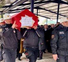 Niğde'de trafik kazasında ölen polis memurunun cenazesi Aksaray'da toprağa verildi