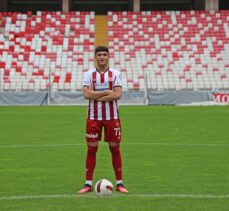 Sivassporlu Yunus Emre Konak Brentford'a transfer oldu