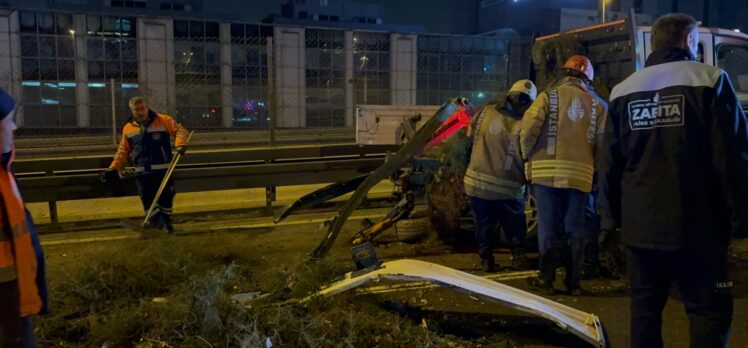 Zeytinburnu'nda trafik kazasında 5 kişi yaralandı