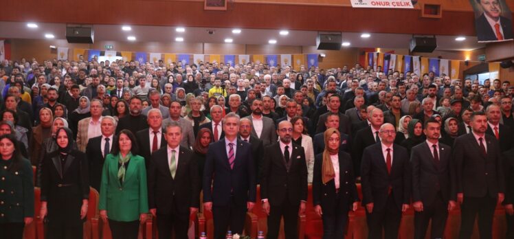 AK Parti Genel Başkan Yardımcısı Yalçın, Burdur'da aday tanıtım toplantısında konuştu: