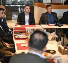 AK Parti İzmir Büyükşehir Belediye Başkan adayı Dağ, Menderes'te ziyaretlerde bulundu