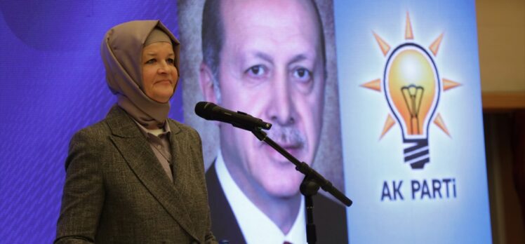 AK Parti'li Sırakaya, AK Parti Dış İlişkiler Başkanlığı İç Anadolu Bölge Toplantısı'nda konuştu: