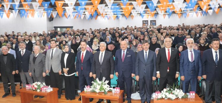 AK Parti'nin Erzincan ilçe ve belde belediye başkan adayları tanıtıldı