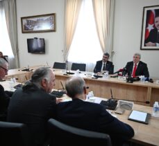 AKPM Siyasi İşler ve Demokrasi Komitesi heyeti, AK Parti grubunu ziyaret etti